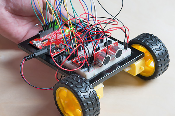 SparkFun Inventor's Kit Robot Project